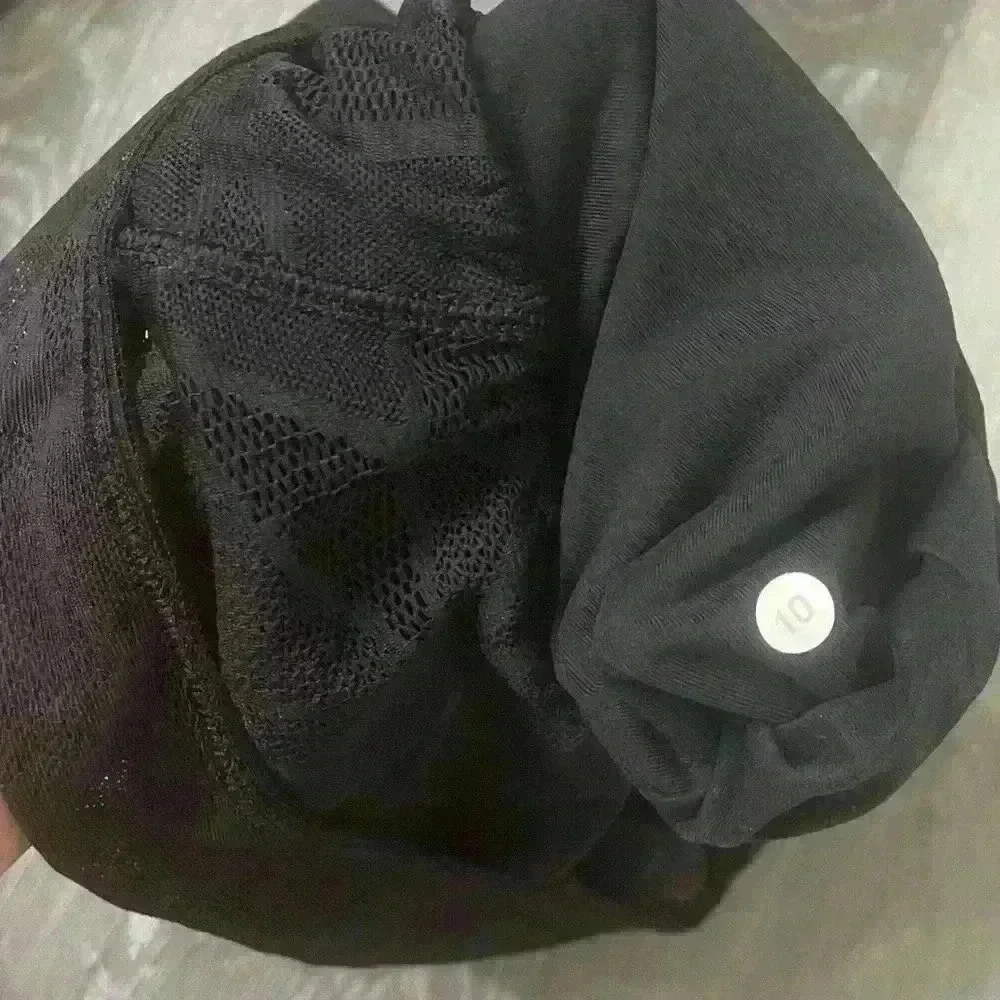 Lululemon City Sky Run By Short-Black-size 10